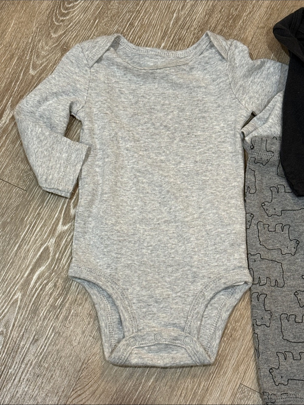 Carters Baby Boy Long Sleeve Hug Me Bear Onesie Pants Bodysuit Outfit Lot 3M - Picture 4 of 16